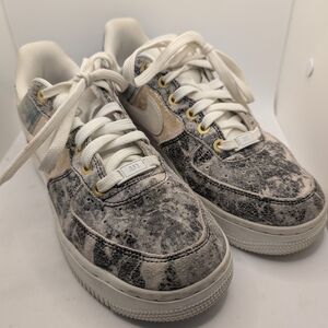 Nike AF1 Liquid Low Metallic Sneakers